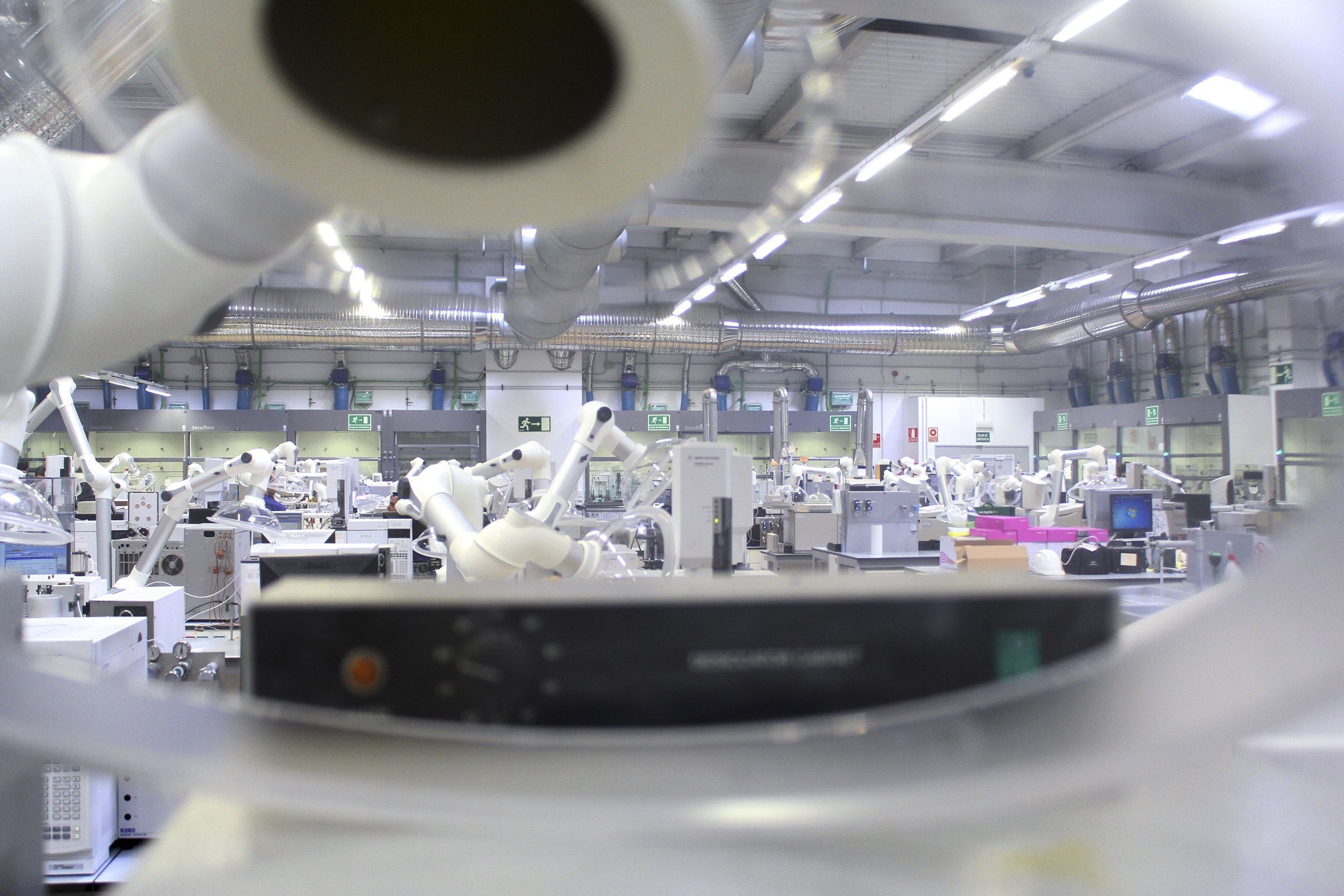 Mercados21 | Cepsa invierte cuatro millones en su nuevo laboratorio de ensayos de Palos