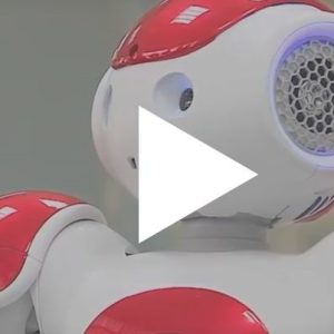 Un robot que reconoce, ayuda y atiende al cliente en la tienda