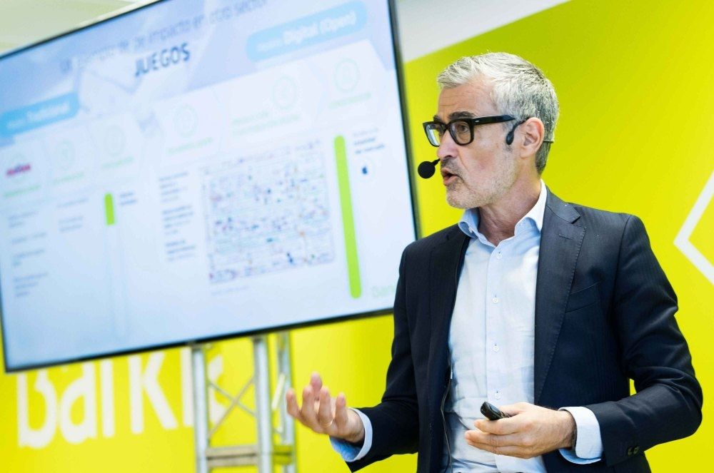Bankia quiere que los servicios personalizados de sus clientes digitales lleguen a los 40.000 millones en 2020