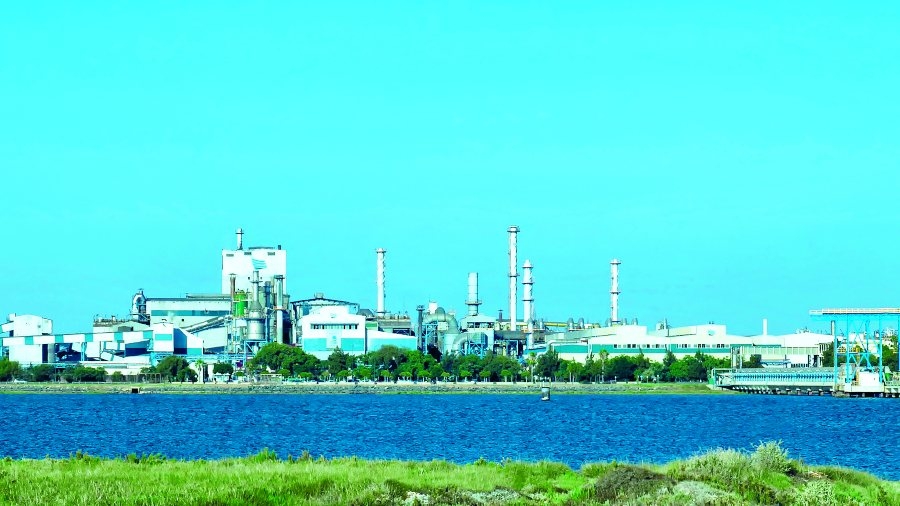 Atlantic Copper mantiene su actividad “como industria esencial para el sector sanitario y agroalimentario”