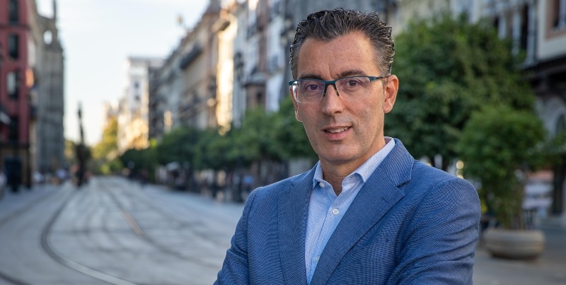 Joaquín Segovia releva a Jerónimo Vílchez como director de Telefónica en el Territorio Sur