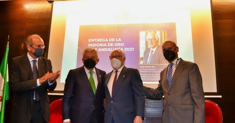 Juan María Nin recibe la Insignia de Oro del Instituto Español de Analistas Financieros 2020