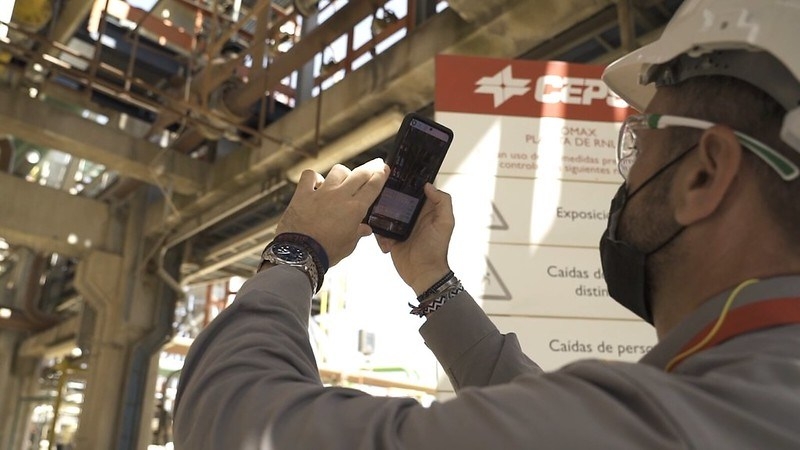 Mercados21 | Cepsa confía en el 5G de Vodafone para optimizar los procesos de su refinería de Palos de la Frontera en Huelva