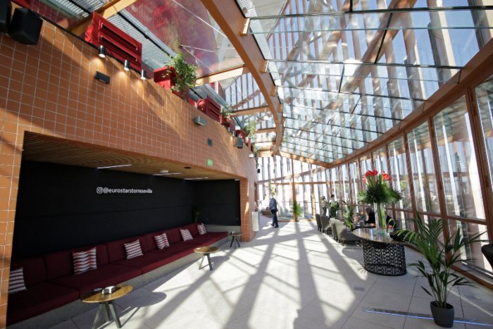 Presidente de Hotusa: “Andalucía es estratégica para nosotros, con una clara apuesta por el turismo cultural”<ul><li class='subtitulo'>El grupo hotelero y Puerto Triana han acometido un proceso de remodelación integral que optimiza las posibilidades del mirador terraza de Torre Sevilla</li></ul>