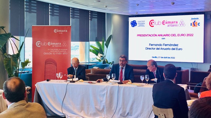 Las 10 grandes claves de la política económica y monetaria de la UE, según el Anuario del Euro 2022<ul><li class='subtitulo'>La nueva edición de esta obra ha sido presentada por la Cámara de Comercio de Sevilla y la Delegación del IEAF/FEF en Andalucía</li></ul>
