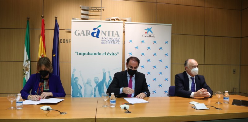 Mercados21 | CaixaBank y Garántia amplían hasta los 250 millones de euros la financiación en 2022 para pymes y autónomos andaluces