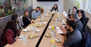 Los jóvenes empresarios y directivos sevillanos apuestan por más formación en finanzasConocemos las conclusiones de un nuevo encuentro del Club de Directivos del Siglo XXI, promovido por la Cámara de Sevilla y Mercados21