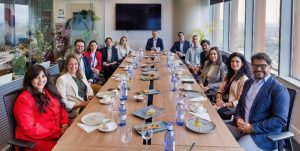 Espíritu crítico, cohesión profesional y gestión eficiente de las TICs, grandes retos de la gestión de equipos en las empresasAsí se puso de relieve en un nuevo encuentro del Club de Directivos del Siglo XXI sobre “Cómo crear y cubrir nuevos puestos de trabajo en las pymes"